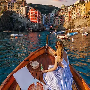 Mari - Between Land And Sea Riomaggiore